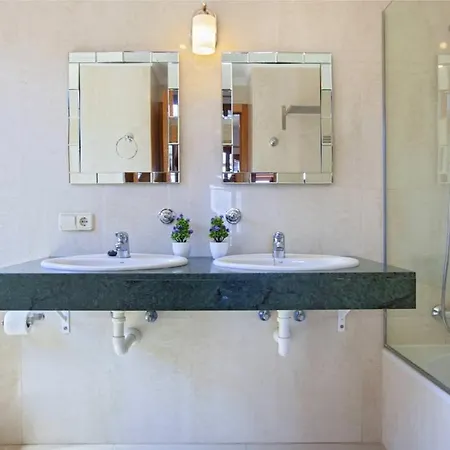 Villa Bandera With Private Heated Pool And Childrens Play Area